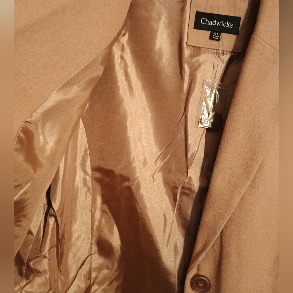 NWT Soft Taupe Suit Blazer - Picture 5 of 7